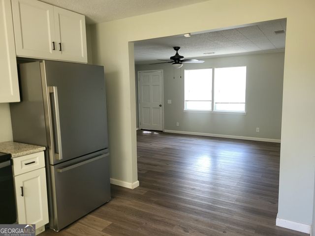 5202 32nd Street SW, Lanett, AL 36863