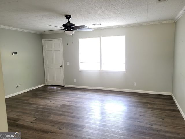 5202 32nd Street SW, Lanett, AL 36863