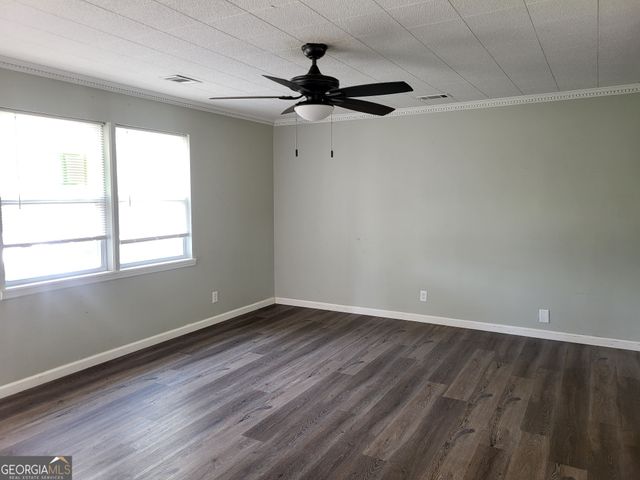 5202 32nd Street SW, Lanett, AL 36863