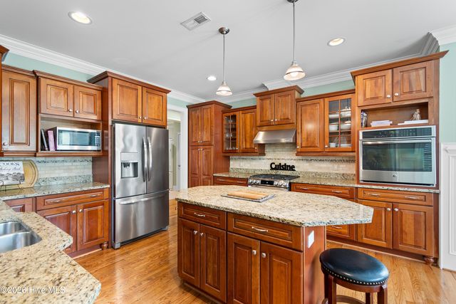 2920 Legends Drive, Southport, NC 28461