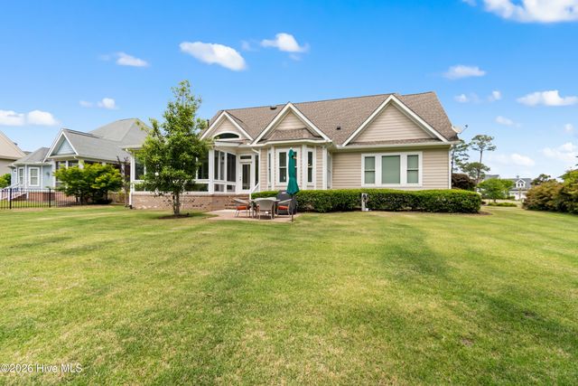 2920 Legends Drive, Southport, NC 28461