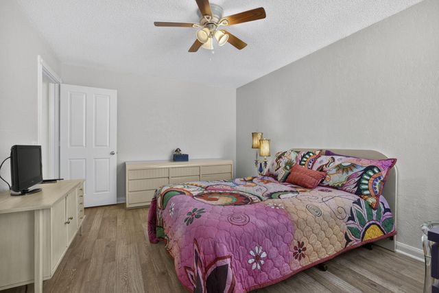 262 BRIER Circle, Jupiter, FL 33458