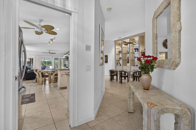 262 BRIER Circle, Jupiter, FL 33458