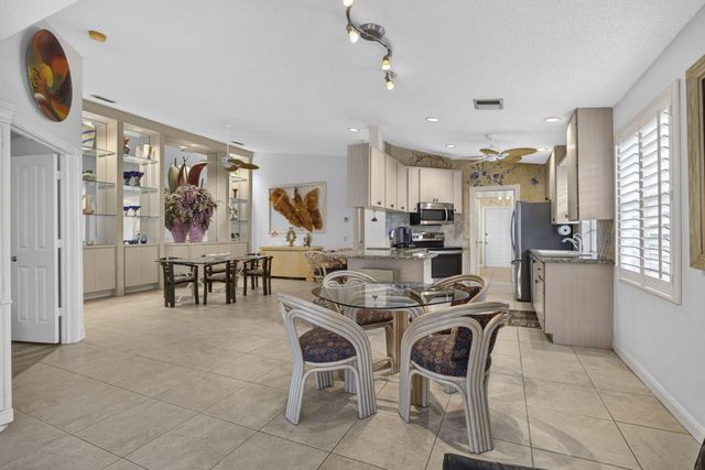 262 BRIER Circle, Jupiter, FL 33458