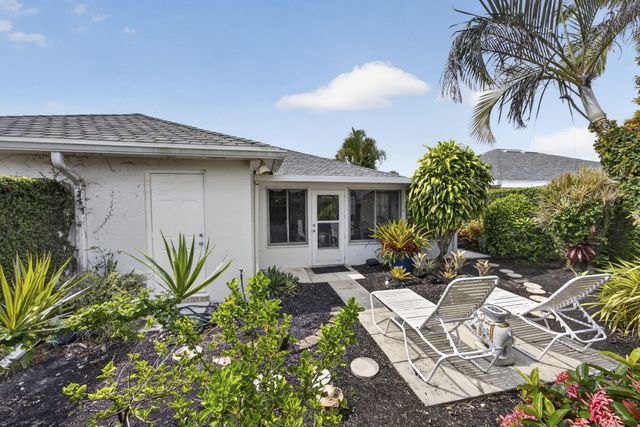 262 BRIER Circle, Jupiter, FL 33458
