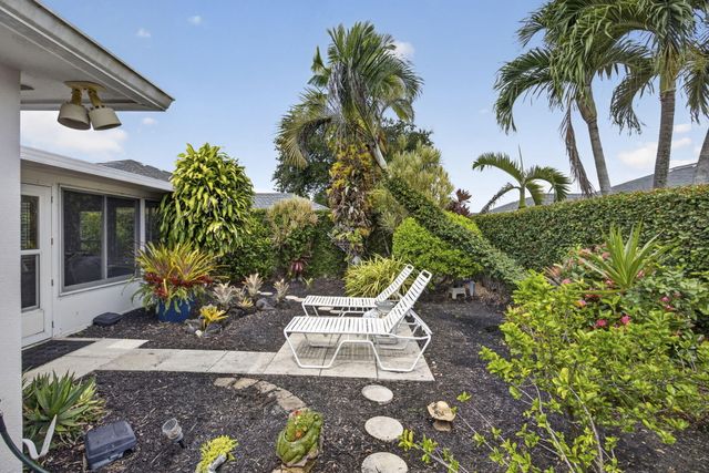 262 BRIER Circle, Jupiter, FL 33458