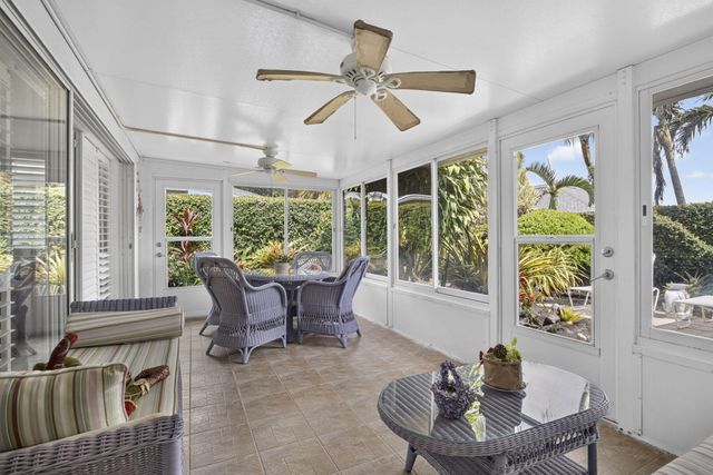 262 BRIER Circle, Jupiter, FL 33458