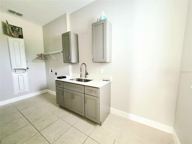 8521 DUBOCHET STREET, Orlando, FL 32827