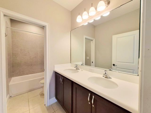 8521 DUBOCHET STREET, Orlando, FL 32827