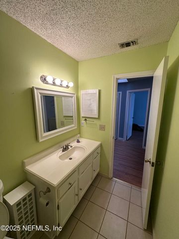 1855 ALBERTA Court N, Middleburg, FL 32068