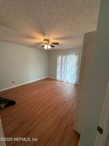 1855 ALBERTA Court N, Middleburg, FL 32068