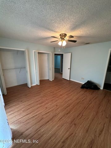 1855 ALBERTA Court N, Middleburg, FL 32068