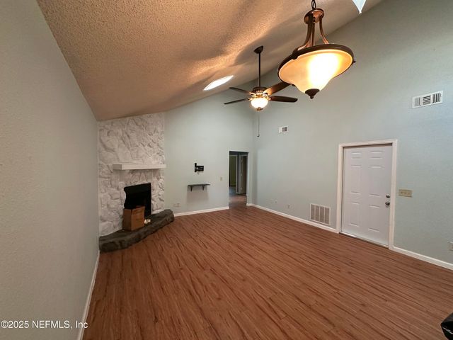 1855 ALBERTA Court N, Middleburg, FL 32068