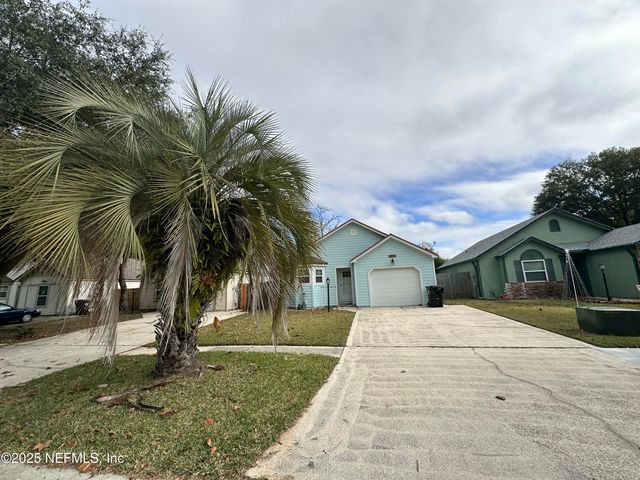 1855 ALBERTA Court N, Middleburg, FL 32068