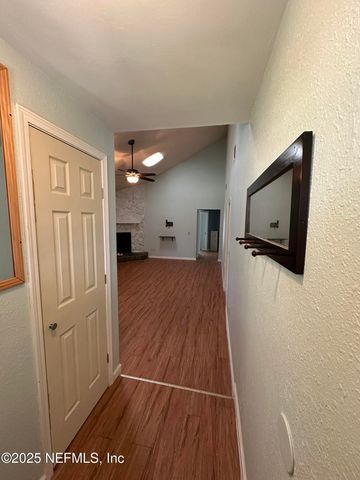 1855 ALBERTA Court N, Middleburg, FL 32068