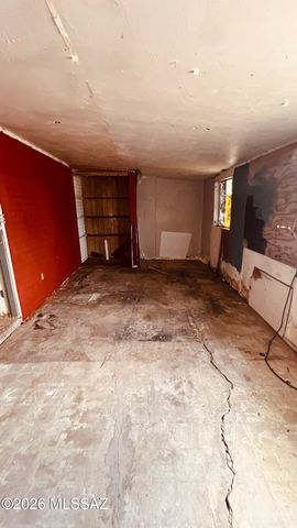 2050 W Amy Drive, Tucson, AZ 85705