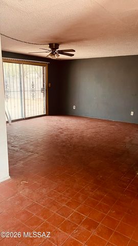 2050 W Amy Drive, Tucson, AZ 85705