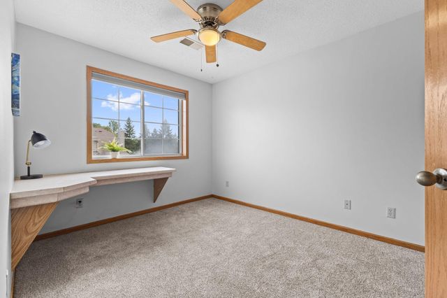 995 106th Lane NW 46, Coon Rapids, MN 55433