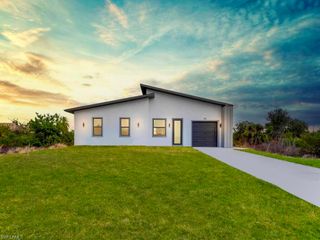 515 Croydon AVE S, Lehigh Acres, FL 33974