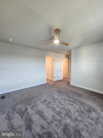 4901 BROOKSIDE CT, Coopersburg, PA 18036