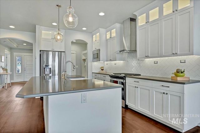 7713 S Wagons West Avenue, Boise, ID 83716