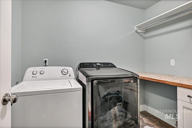 7713 S Wagons West Avenue, Boise, ID 83716