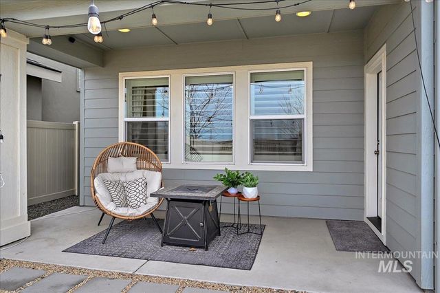 7713 S Wagons West Avenue, Boise, ID 83716