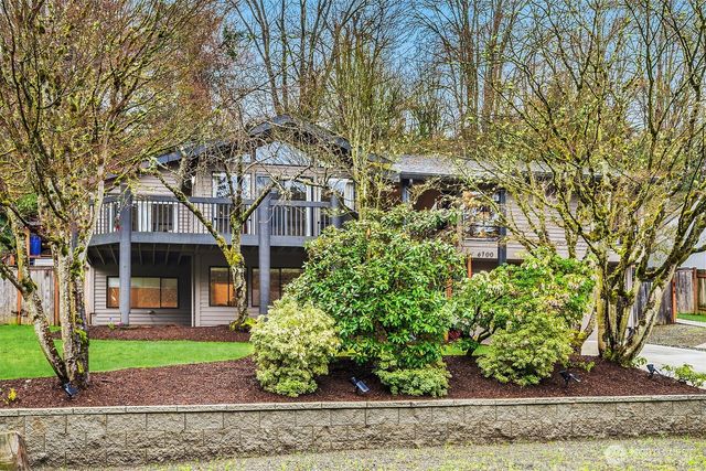 6700 81st Avenue SE, Mercer Island, WA 98040