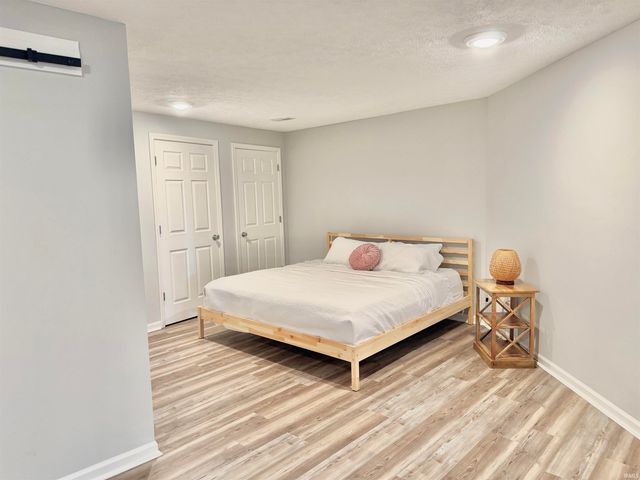 50 Woodlawn Village Drive, Mitchell, IN 47446