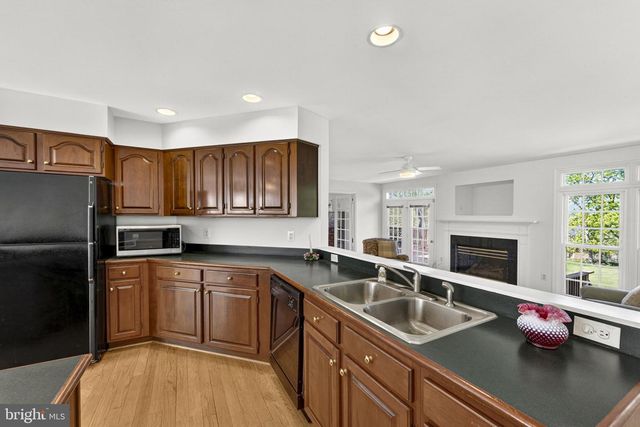 35130 PAXSON RD, Round Hill, VA 20141