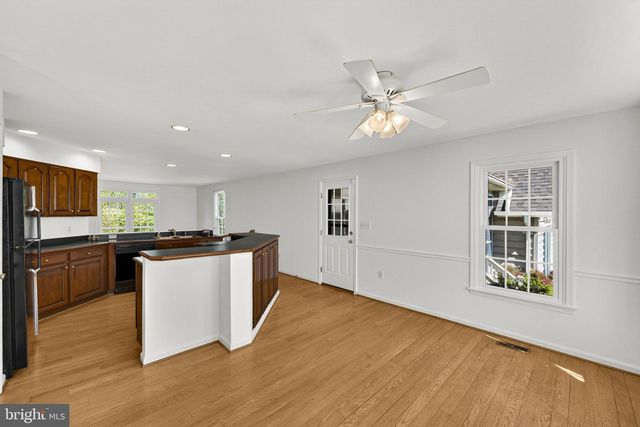 35130 PAXSON RD, Round Hill, VA 20141
