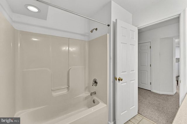 35130 PAXSON RD, Round Hill, VA 20141
