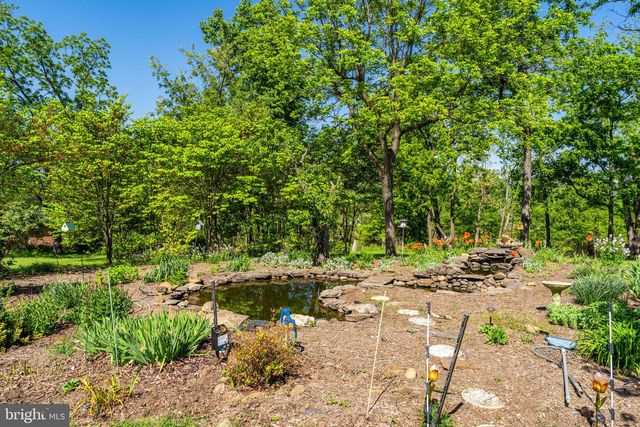 35130 PAXSON RD, Round Hill, VA 20141