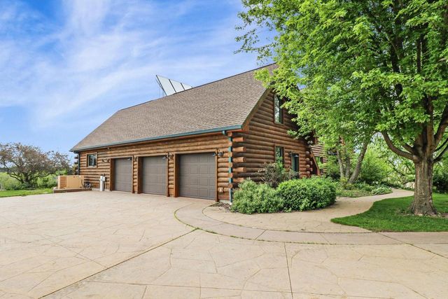 1440 County Hwy JG Road, Mount Horeb, WI 53572