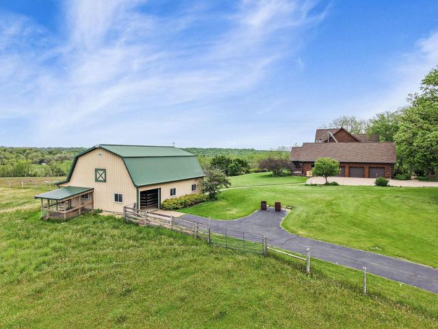 1440 County Hwy JG Road, Mount Horeb, WI 53572