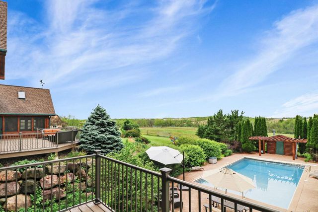 1440 County Hwy JG Road, Mount Horeb, WI 53572