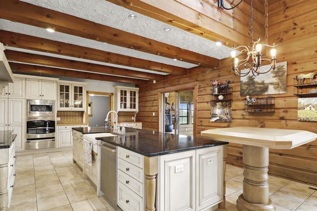 1440 County Hwy JG Road, Mount Horeb, WI 53572