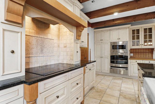 1440 County Hwy JG Road, Mount Horeb, WI 53572