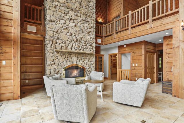 1440 County Hwy JG Road, Mount Horeb, WI 53572