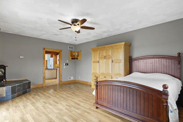 1440 County Hwy JG Road, Mount Horeb, WI 53572