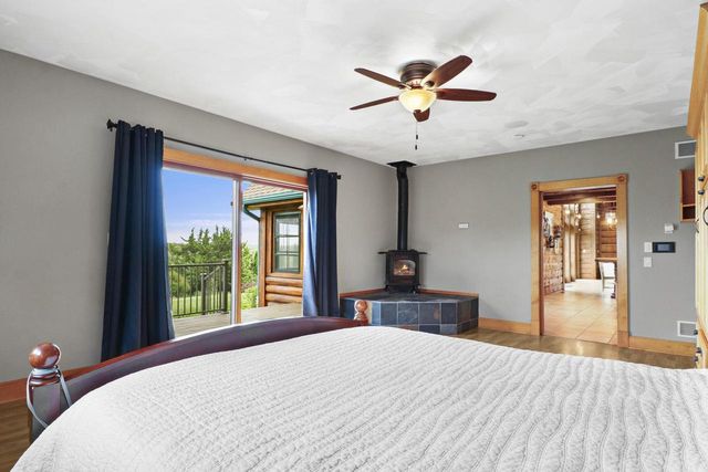 1440 County Hwy JG Road, Mount Horeb, WI 53572