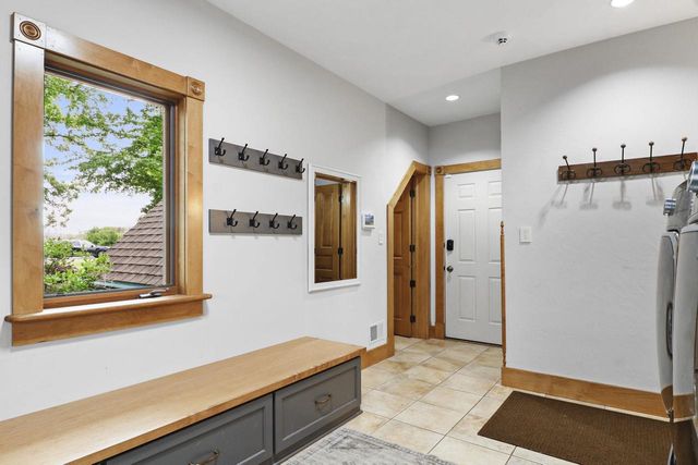 1440 County Hwy JG Road, Mount Horeb, WI 53572