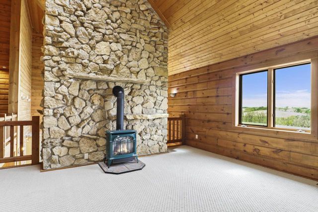 1440 County Hwy JG Road, Mount Horeb, WI 53572