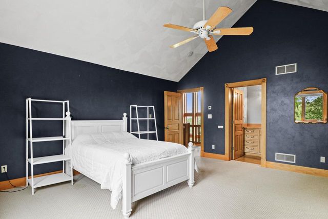 1440 County Hwy JG Road, Mount Horeb, WI 53572