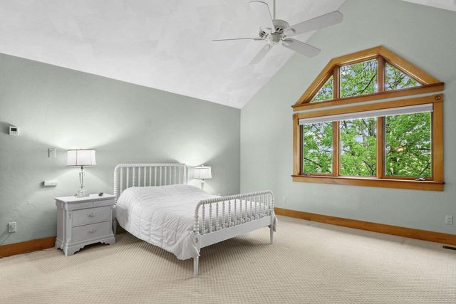 1440 County Hwy JG Road, Mount Horeb, WI 53572