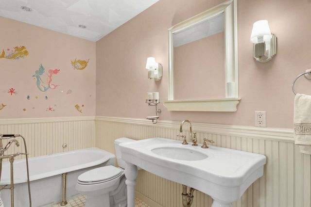 1440 County Hwy JG Road, Mount Horeb, WI 53572