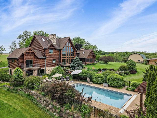 1440 County Hwy JG Road, Mount Horeb, WI 53572