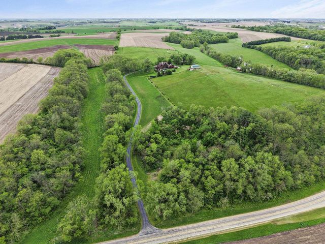 1440 County Hwy JG Road, Mount Horeb, WI 53572