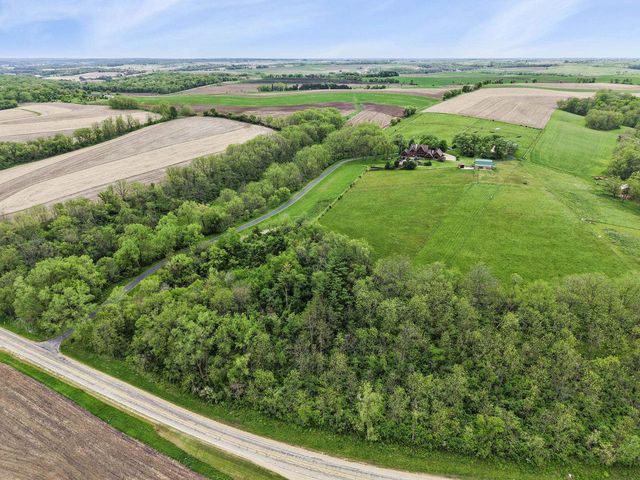 1440 County Hwy JG Road, Mount Horeb, WI 53572