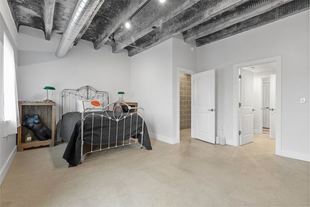 5229 Duncan St, Lawrenceville, PA 15201